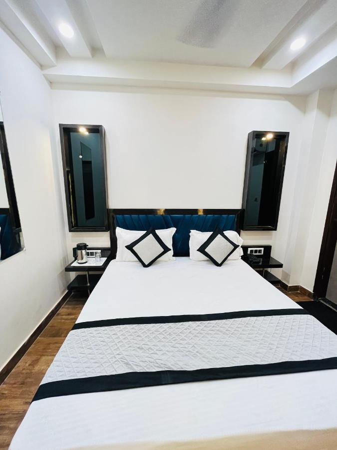 Hotel Red Stone Inn - Near New Delhi Railway Station - Paharganj エクステリア 写真