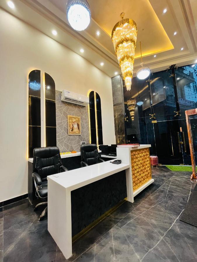 Hotel Red Stone Inn - Near New Delhi Railway Station - Paharganj エクステリア 写真